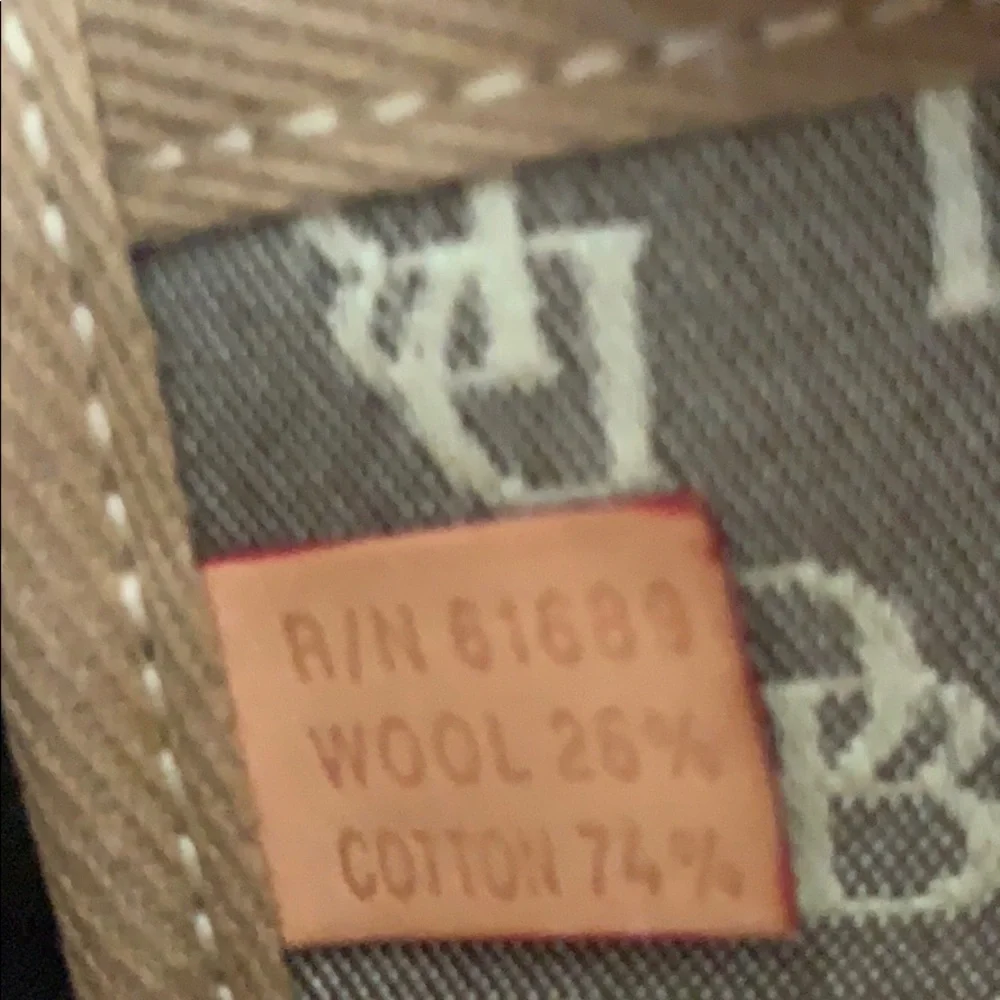 DOONEY & BOURKE Signature Bag